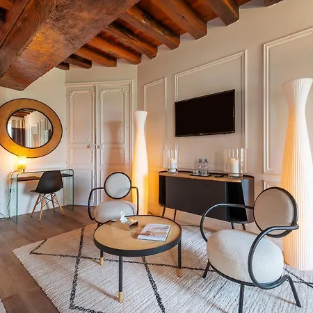 Chateau De La Ronde Vivy