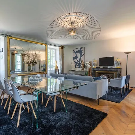 Chateau De La Ronde Vivy